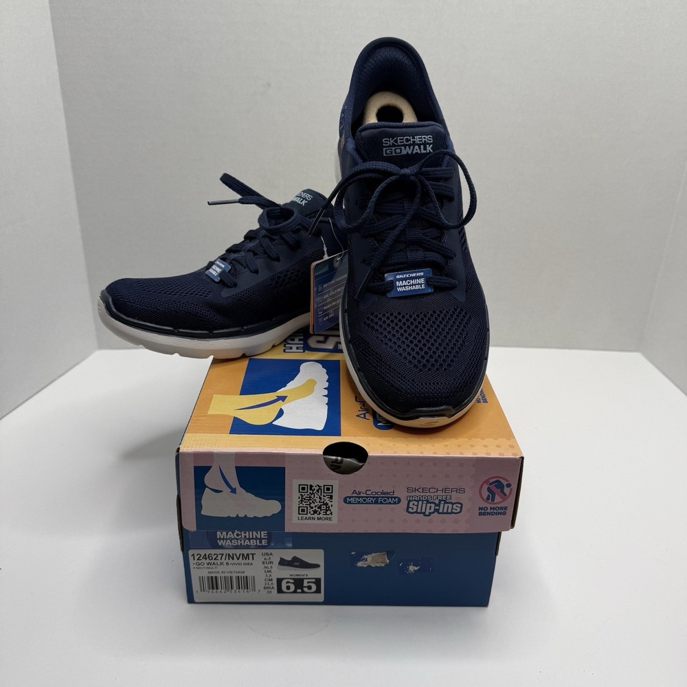 Skechers GO WALK 6 Vivid Idea Slip-Ins Navy Multi 124627/NVMT Womens 6.5 NEW